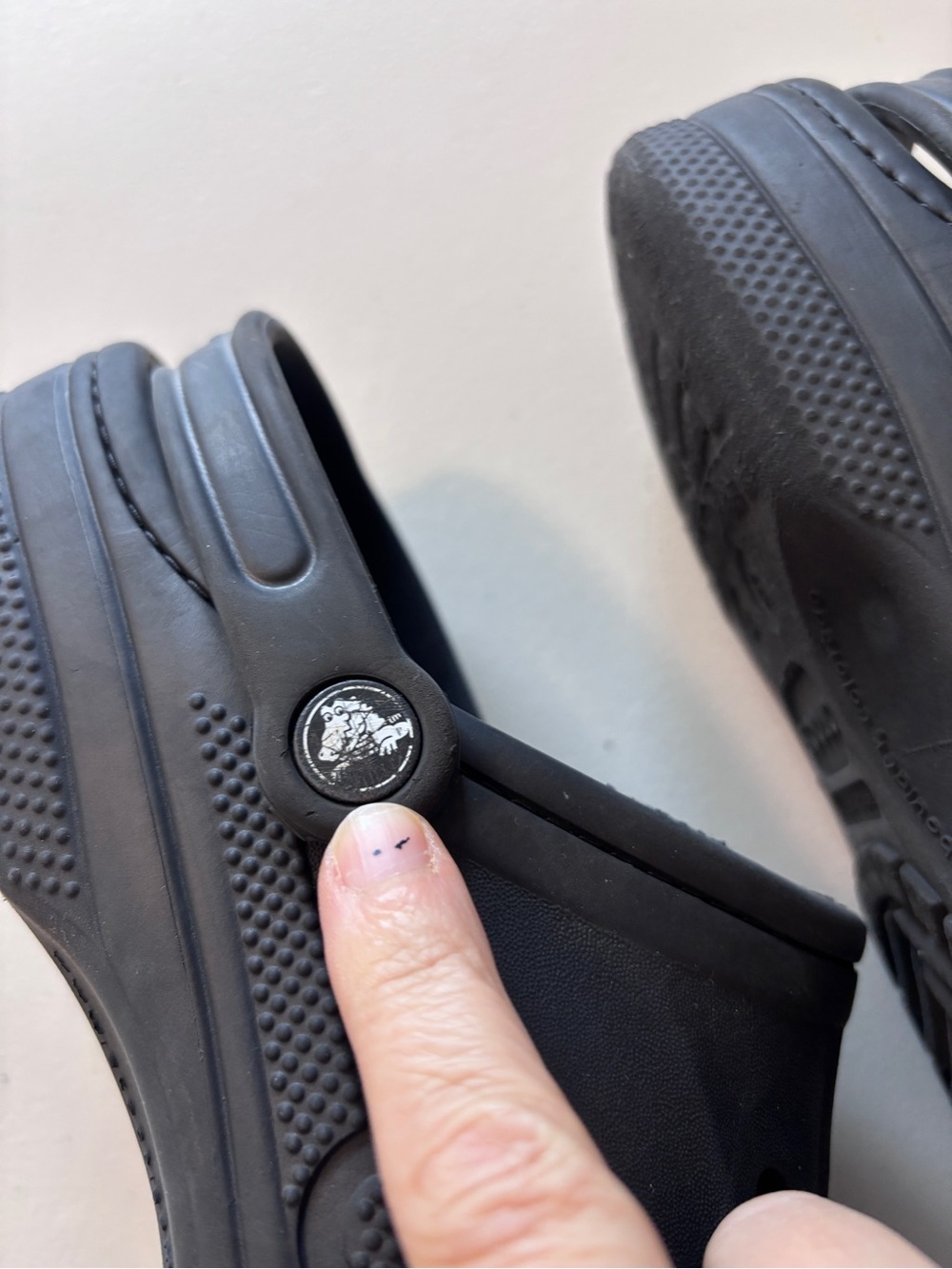 CROCS Black Classic Dasher Mens Size 9 Womens Size 11 Casual Camping Warm - Picture 7 of 7